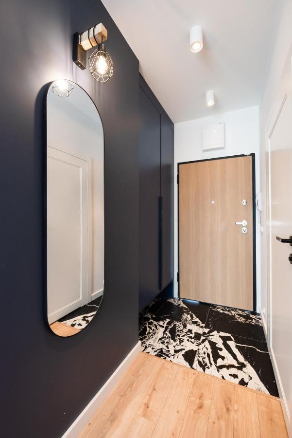 Postepu Comfort Apartment Варшава Екстериор снимка