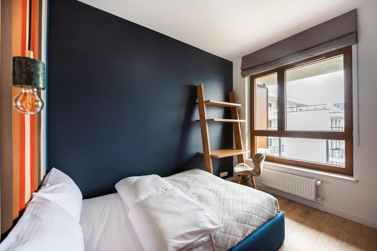 Postepu Comfort Apartment Варшава Екстериор снимка