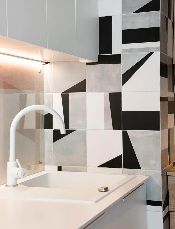 Postepu Comfort Apartment Варшава Екстериор снимка